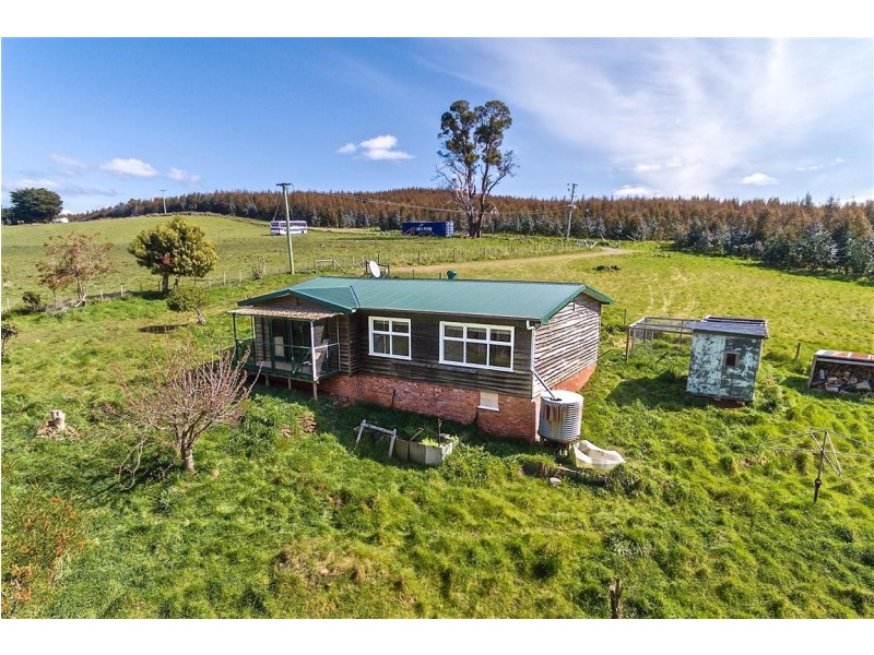 44 Clarkes Road, Preston TAS 7315