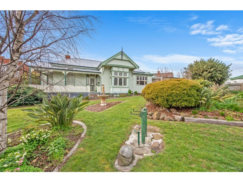 2 Main Street, Ulverstone TAS 7315