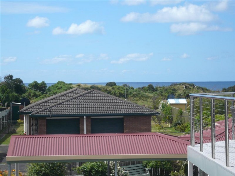 16 Richard Place, Ulverstone TAS 7315