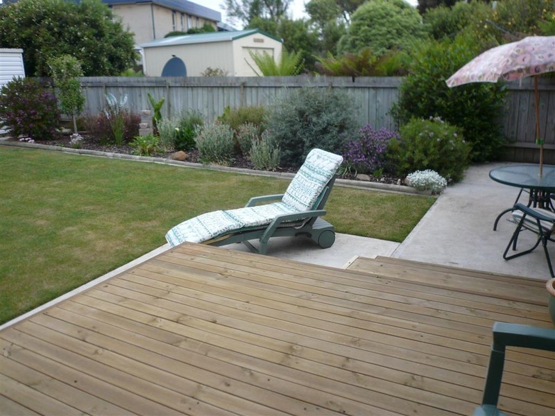 16 Richard Place, Ulverstone TAS 7315