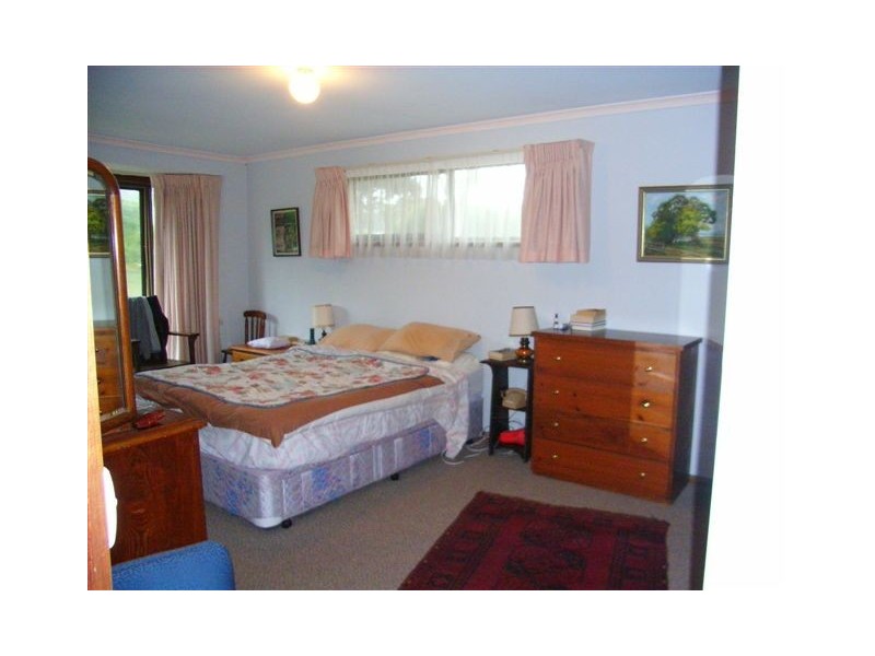 34 Clerke Street, Leith TAS 7315