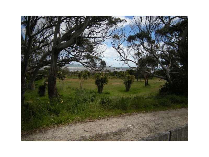 34 Clerke Street, Leith TAS 7315