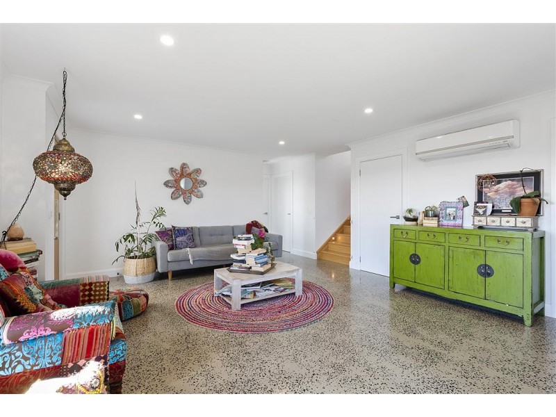 19 McCall Terrace, Stony Rise TAS 7310