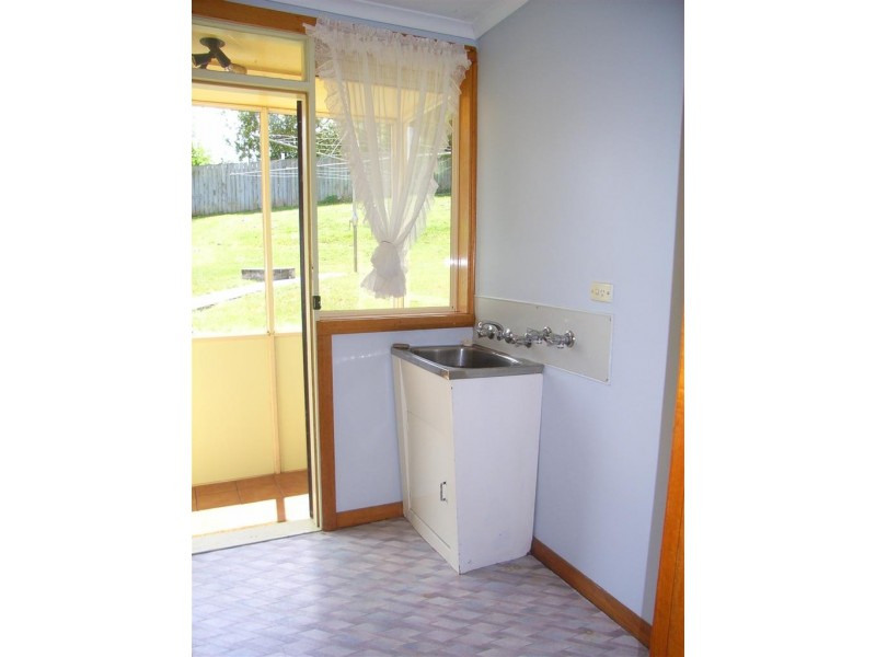 5 South Road, Penguin TAS 7316