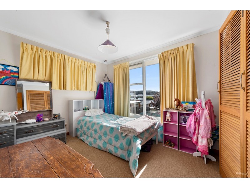 20 Riverview Avenue, East Devonport TAS 7310