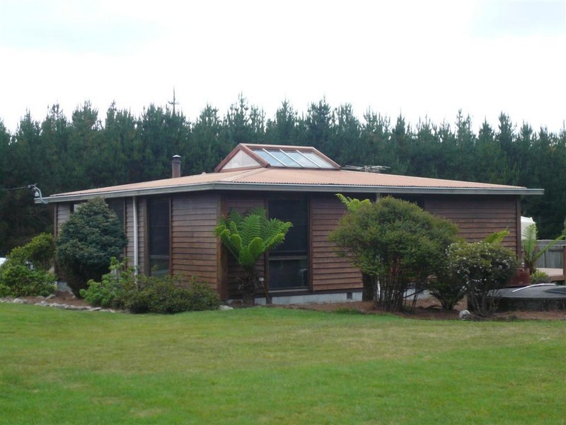 773 South Preston Road, South Preston TAS 7315