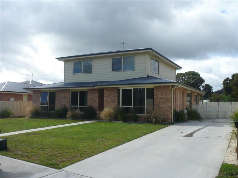 11 Poynton Close, Turners Beach TAS 7315