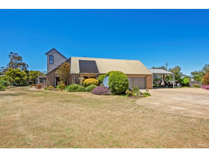9 Boyes Street, Turners Beach TAS 7315