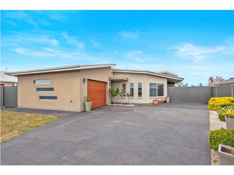 9 Briar Court, Latrobe TAS 7307