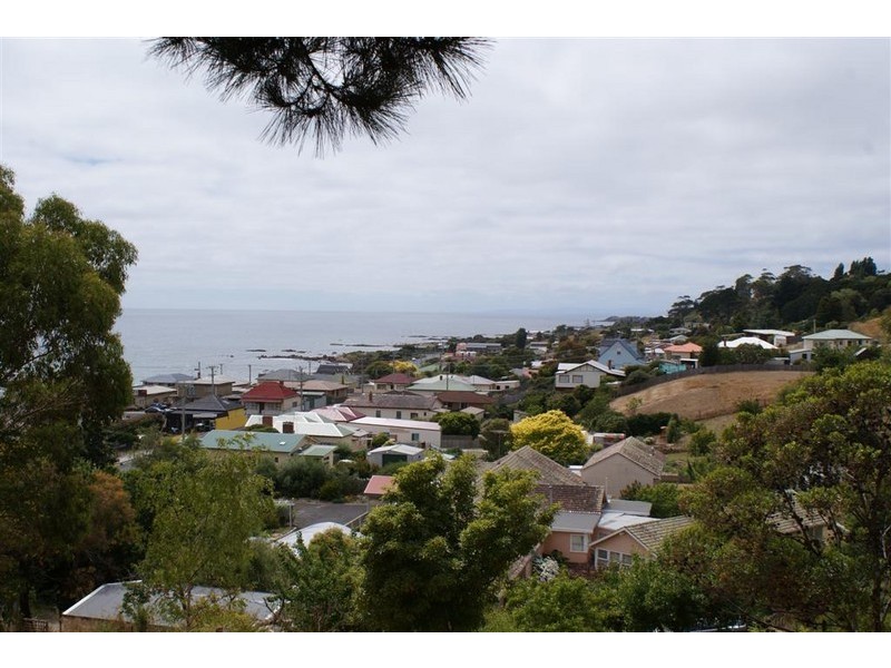 27 Quinn Street, Penguin TAS 7316
