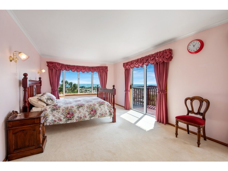 12 Clarke Street, Ulverstone TAS 7315