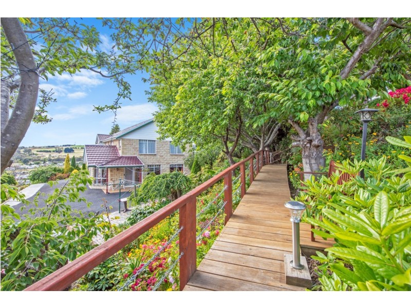 12 Clarke Street, Ulverstone TAS 7315