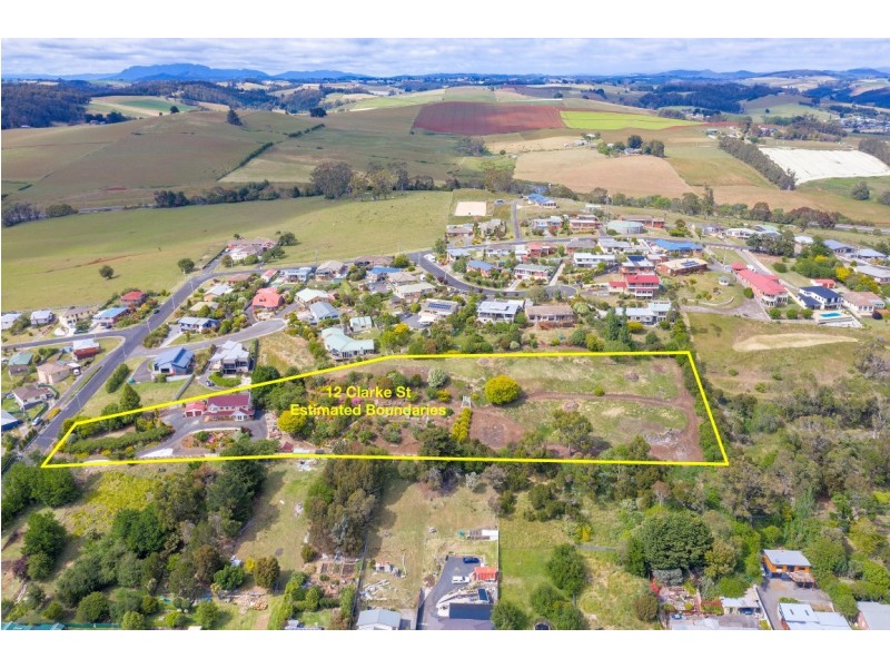 12 Clarke Street, Ulverstone TAS 7315