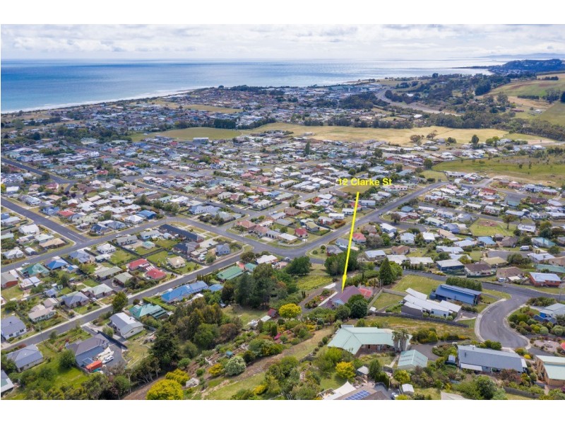 12 Clarke Street, Ulverstone TAS 7315