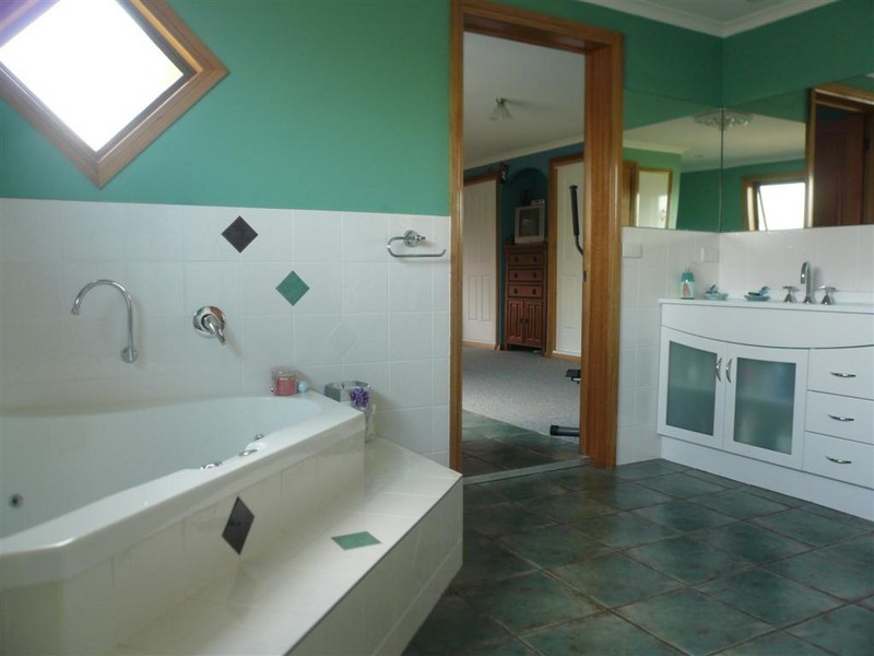 27 Boyes Street, Turners Beach TAS 7315