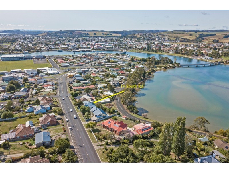 19 South Road, West Ulverstone TAS 7315 Roberts Real Estate Ulverstone Sold