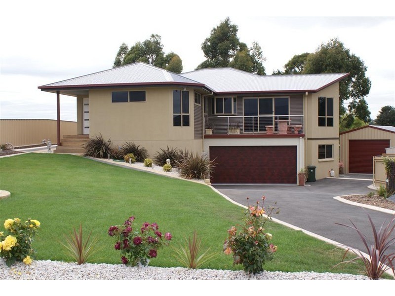 11 Holliview Way, Ulverstone TAS 7315