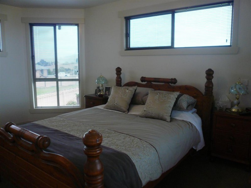 11 Holliview Way, Ulverstone TAS 7315