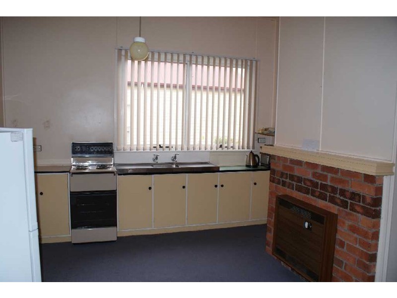 4 King Edward Street, Ulverstone TAS 7315