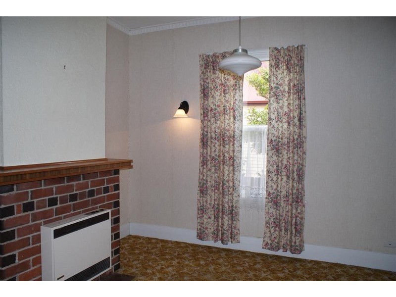 4 King Edward Street, Ulverstone TAS 7315