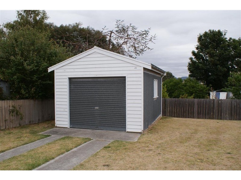 4 King Edward Street, Ulverstone TAS 7315