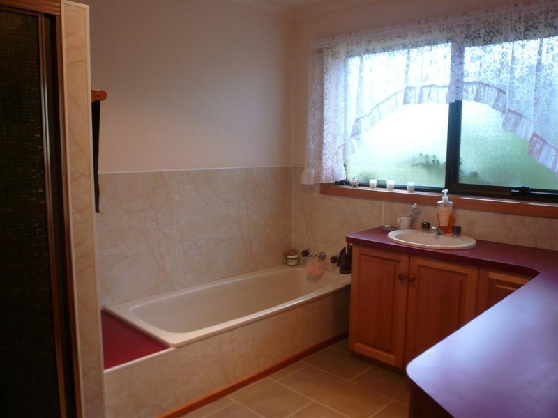 426 West Pine Road, West Pine, Penguin TAS 7316