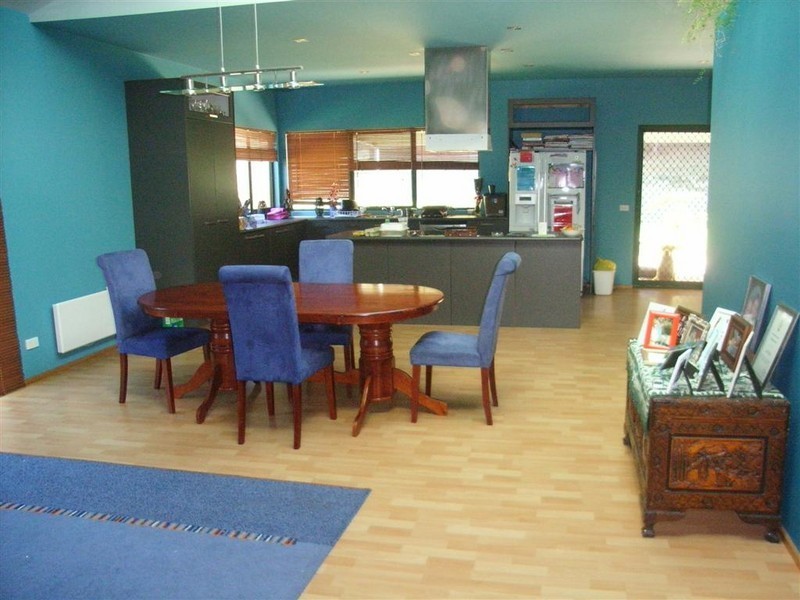 302 South Road, Ulverstone TAS 7315