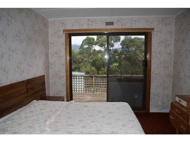 44 Ashwater Crescent, Penguin TAS 7316