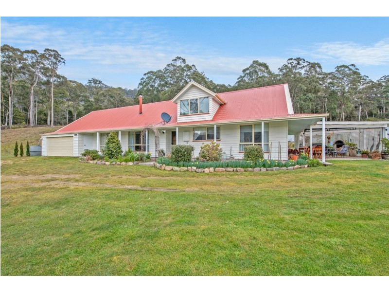 596 Lowana Road, Gunns Plains TAS 7315