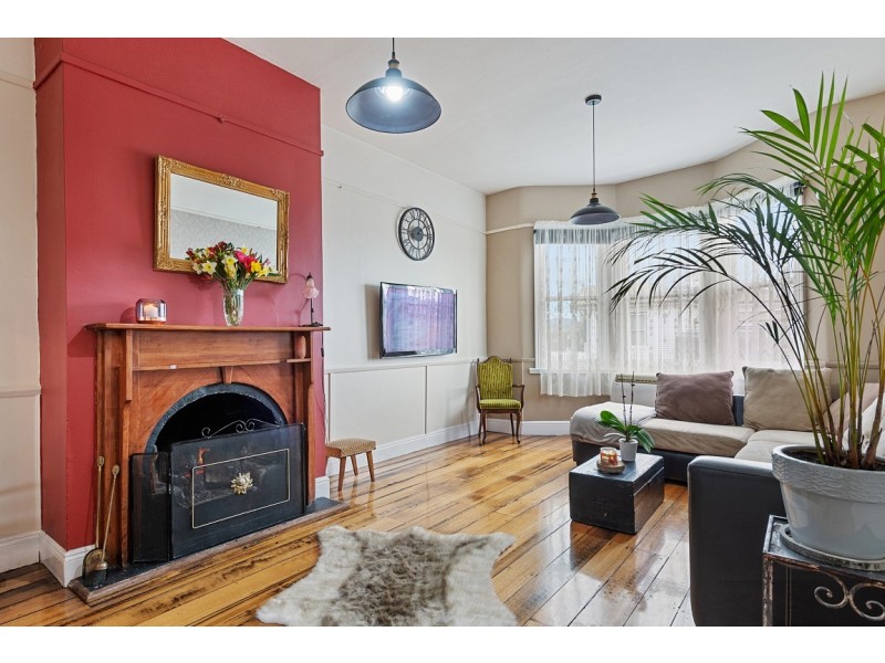 15 Main Street, Ulverstone TAS 7315