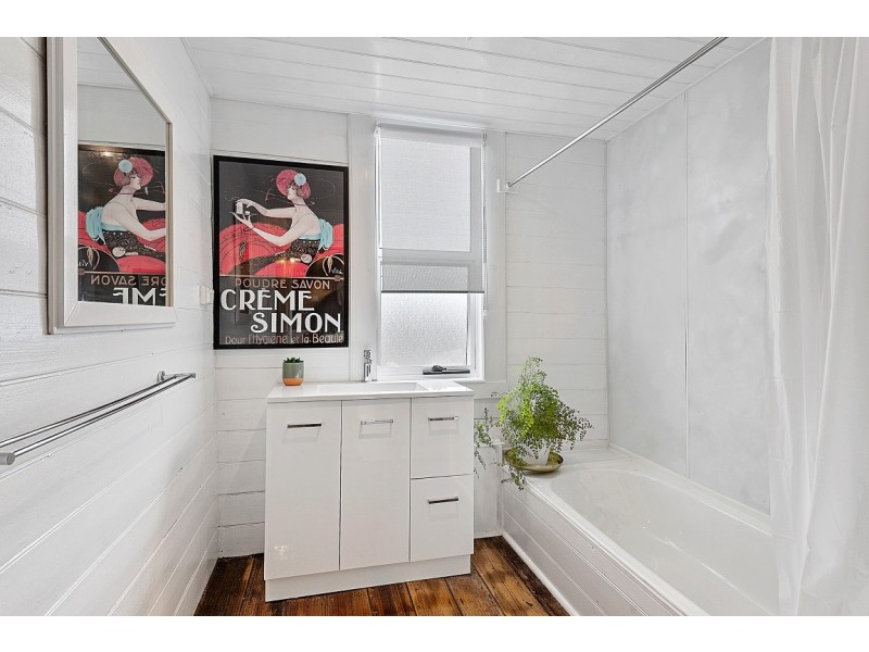 15 Main Street, Ulverstone TAS 7315