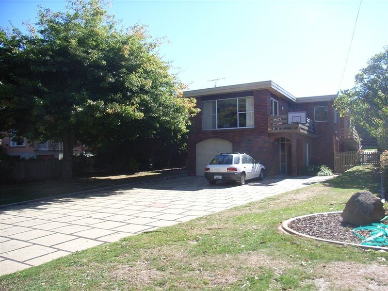 14 River Road, Ulverstone TAS 7315