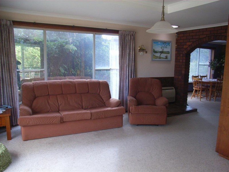 14 River Road, Ulverstone TAS 7315