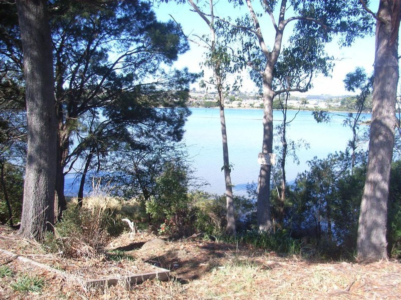 14 River Road, Ulverstone TAS 7315