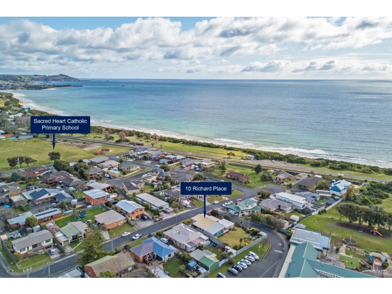 10 Richard Place, Ulverstone TAS 7315