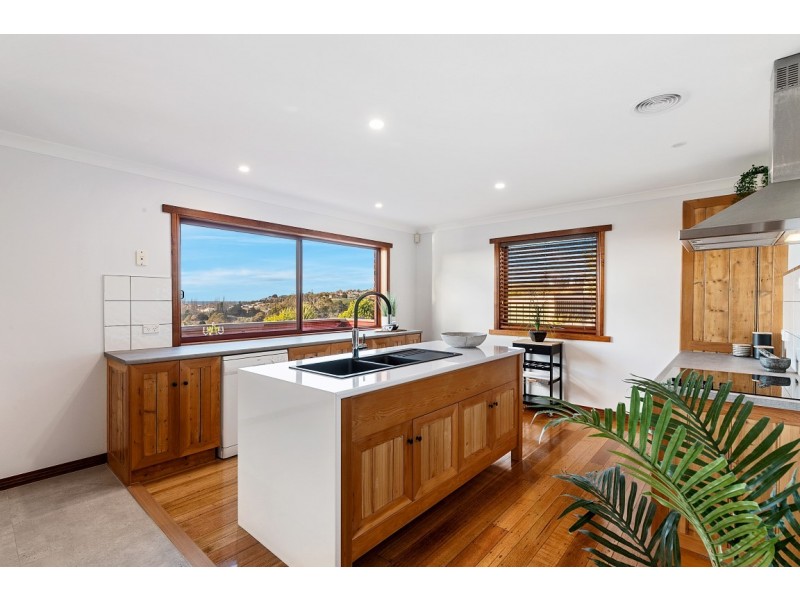 17 Dudley Crescent, Ulverstone TAS 7315