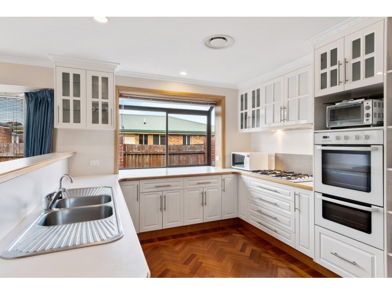 12 Jackson Avenue, West Ulverstone TAS 7315