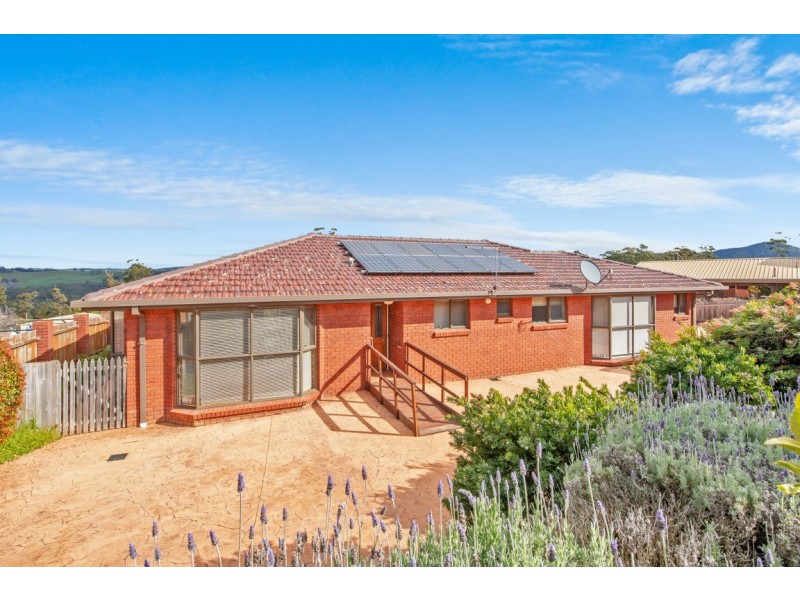 12 Jackson Avenue, West Ulverstone TAS 7315