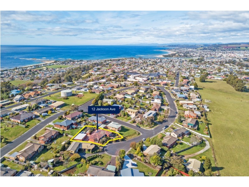 12 Jackson Avenue, West Ulverstone TAS 7315