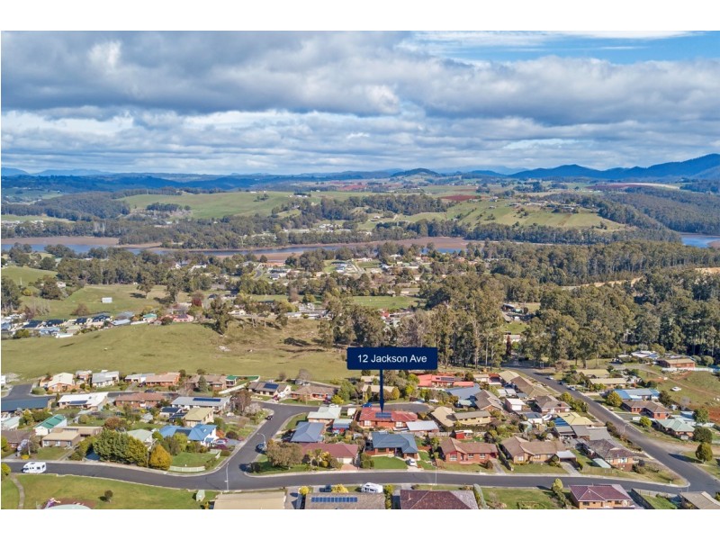 12 Jackson Avenue, West Ulverstone TAS 7315