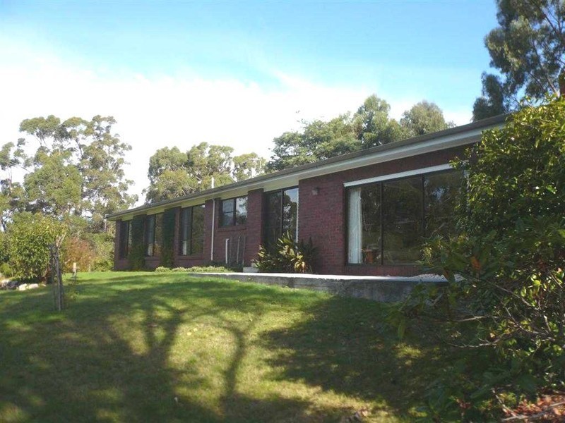 90 Montgomery Road, Penguin TAS 7316