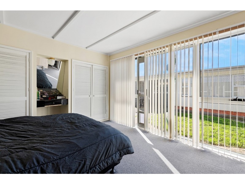 5 Penguin Road, West Ulverstone TAS 7315