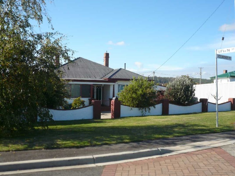 1 Clarke Street, Ulverstone TAS 7315