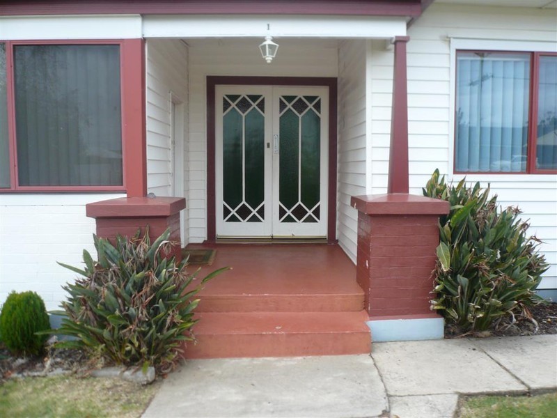 1 Clarke Street, Ulverstone TAS 7315
