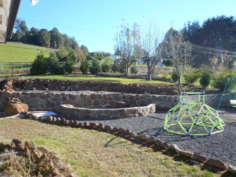 1 Lake Barrington Road, Wilmot TAS 7310