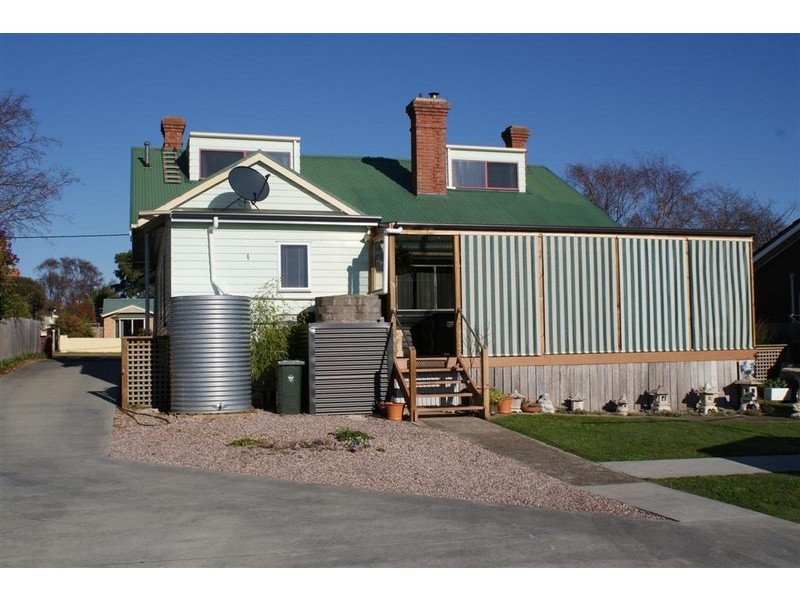 7 George Street, Ulverstone TAS 7315