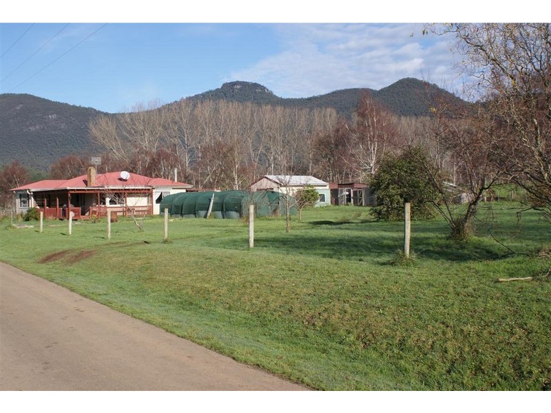 320 Lowana Road, Gunns Plains TAS 7315