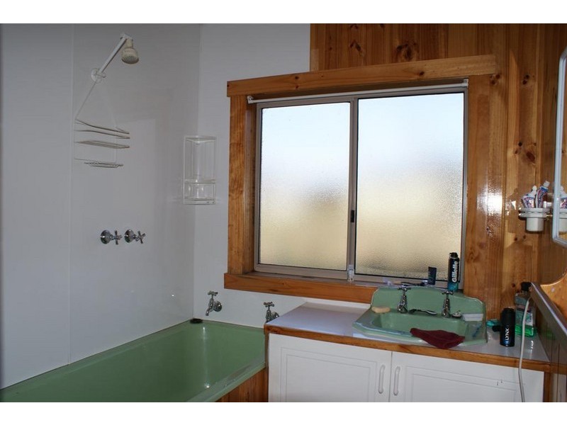 320 Lowana Road, Gunns Plains TAS 7315