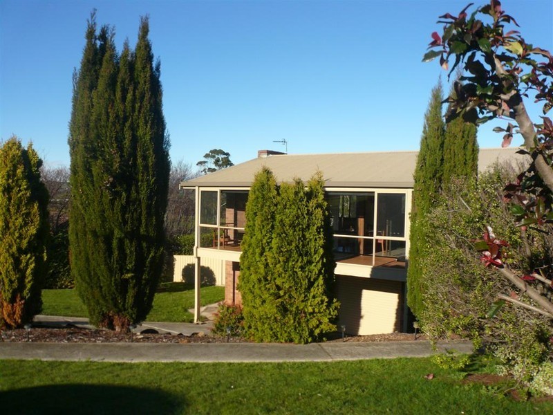 17 Jackson Avenue, Ulverstone TAS 7315