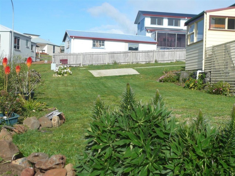 77 Clara Street, Ulverstone TAS 7315